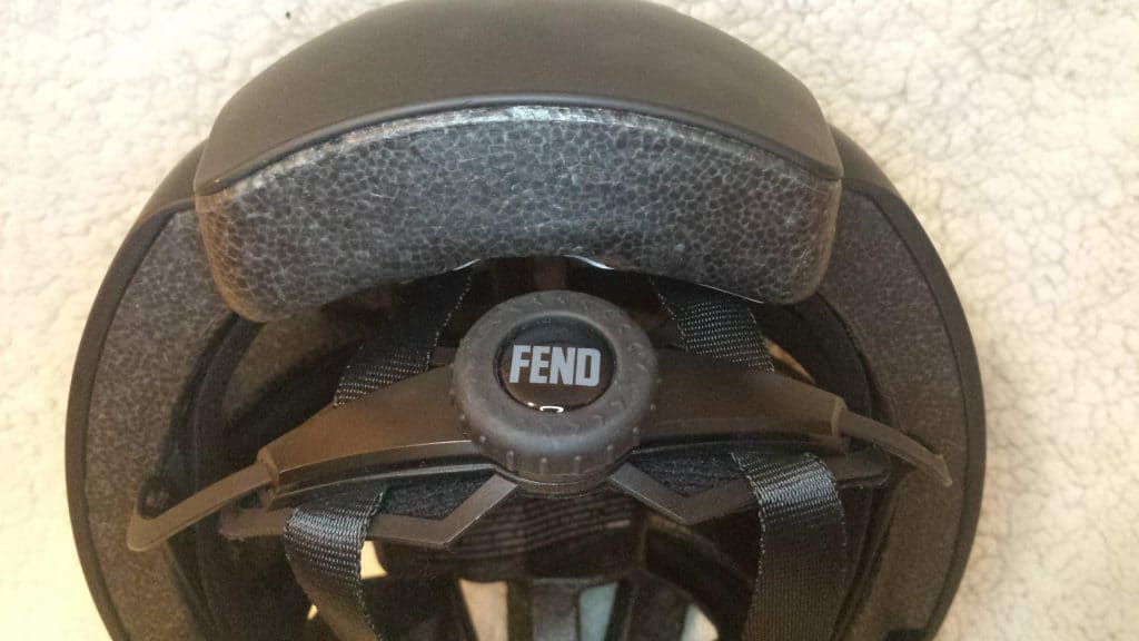 Fend rear view showing size adjusting dial